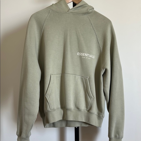 Essentials Sweaters - Unisex matcha Green Hoodie